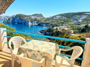 La terrazza di Cala Feola-Ponzacasevacanze